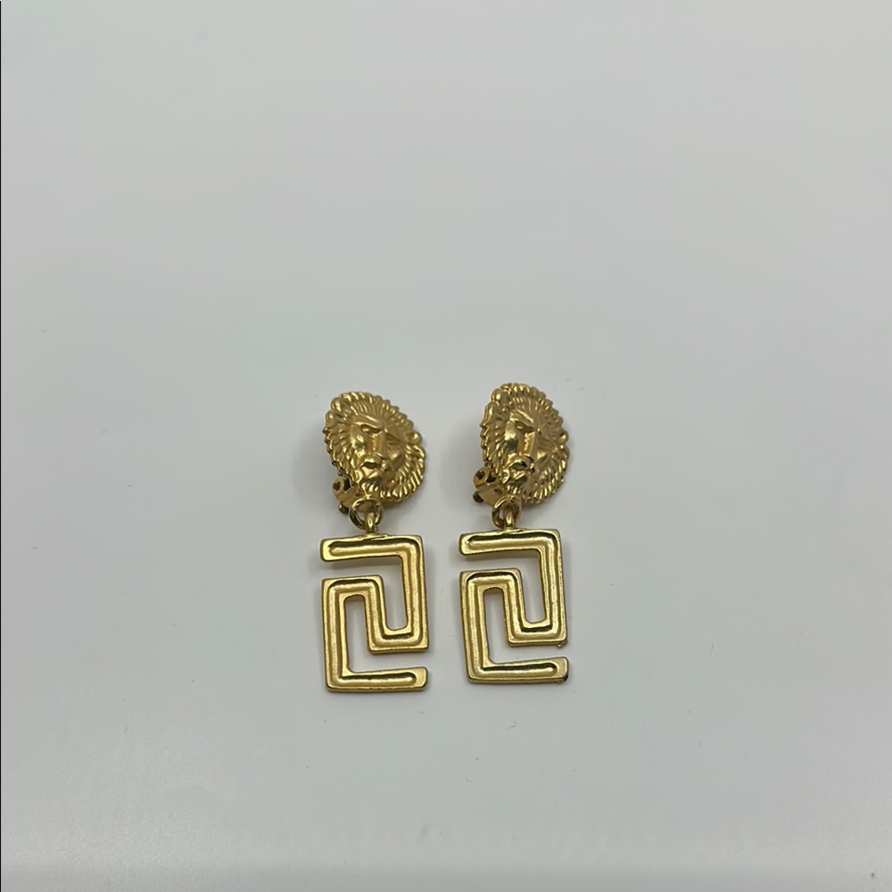 Brushed Goldtone Lion head Geometric Clip On Earrings